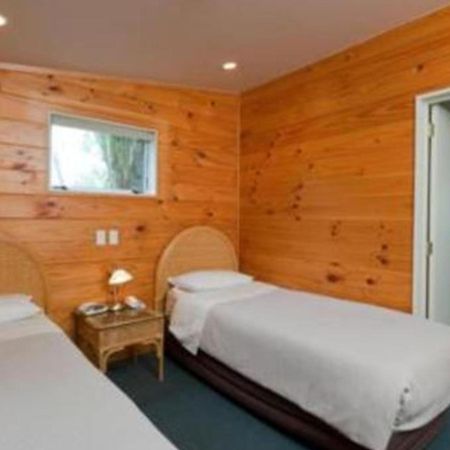 Pauanui Pines Motor Lodge Номер фото