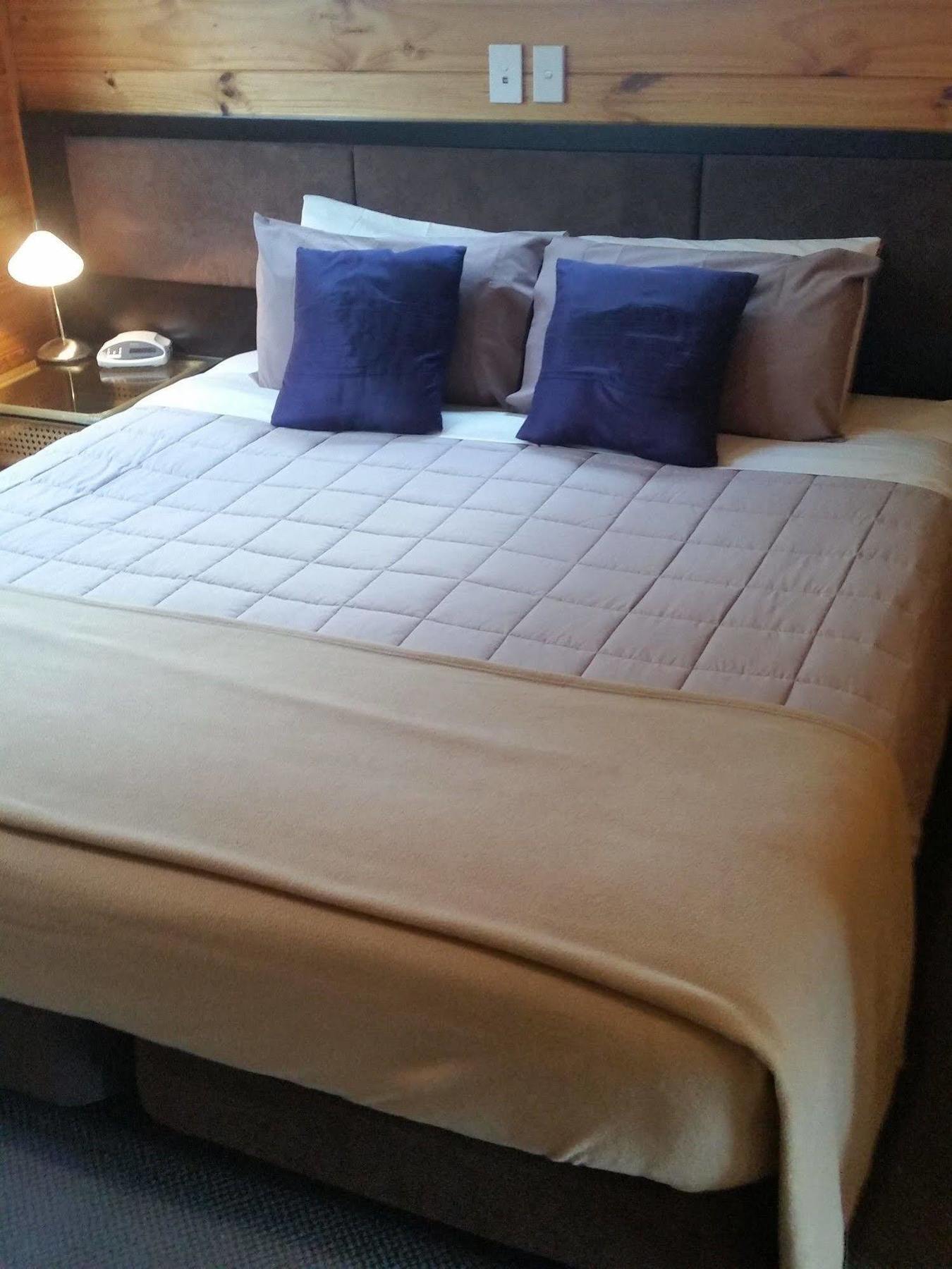 Pauanui Pines Motor Lodge Экстерьер фото