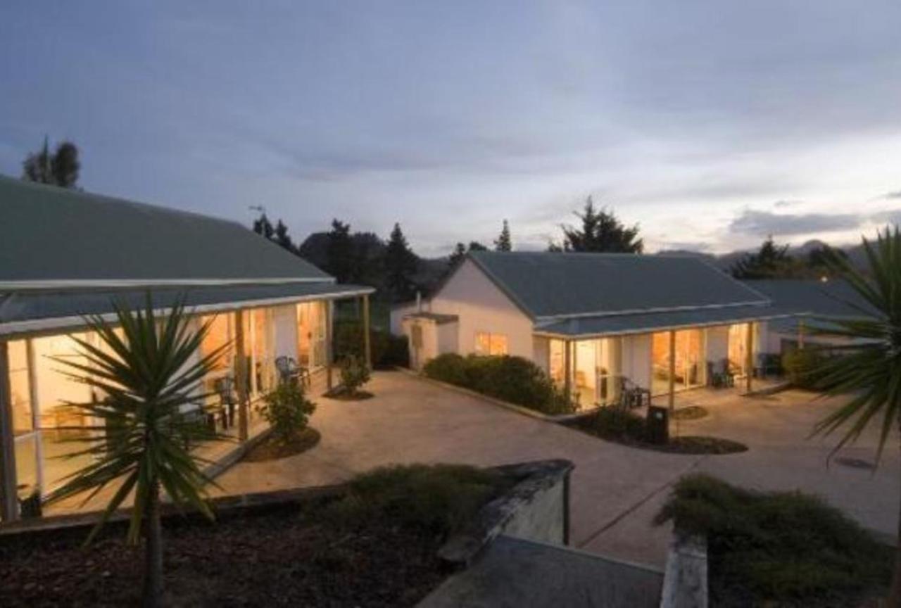 Pauanui Pines Motor Lodge Экстерьер фото